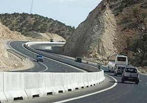 بررسی نقاط حادثه خیز راه های استان سمنان