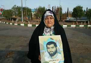 ازدواج جوانان دغدغه مادر شهید