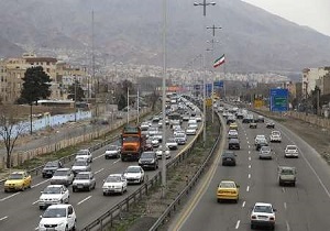 تردد ۹۸۶ هزار خودرو در جاده‌های استان