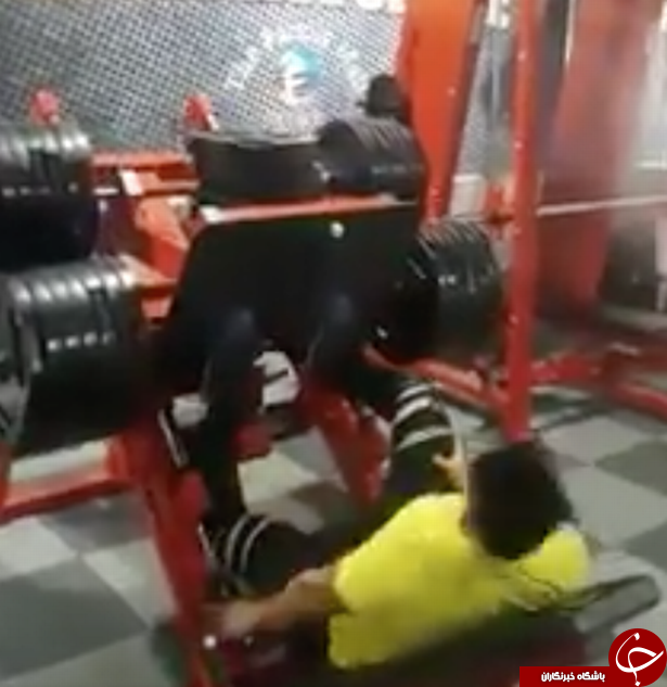 لحظه وحشتناک خم شدن رو به عقب پای ورزشکار بدنساز + تصاویر