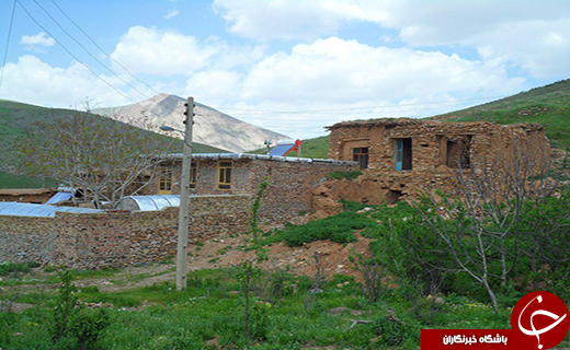 کوچک ترین روستای خورشیدی نهاوند با خانه های سنگی چند صدساله+تصاویر