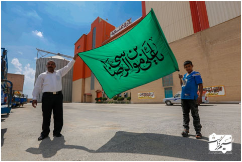 توزیع صدها تُن &laquo;آرد&raquo; در میان محرومان خوزستان +تصاویر