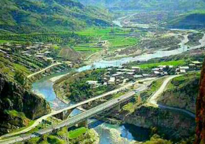 مناظربدیع روستایی بهشت چشم نواز گردشگران نوروزی