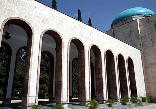 آرامگاه سعدی شیرازی شاعر و نویسنده توانمند ایرانی + تصاویر