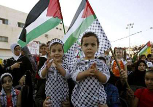 عکس العمل جالب کودکان فلسطینی به سوال خبرنگار + فیلم