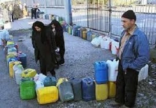 توزیع نفت در مناطق زلزله&zwnj;زده به صورت رایگان
