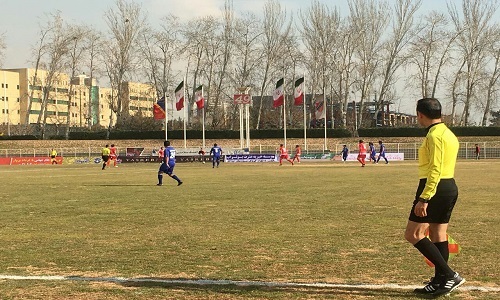 هنرمندان پرسپولیس 1 - هنرمندان استقلال صفر/پایان نیمه نخست