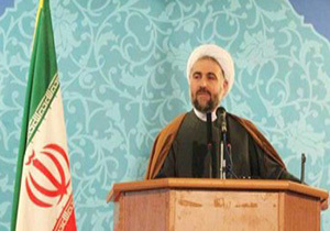 دغدغه مردم رفع بیکاری و فساد اقتصادی است