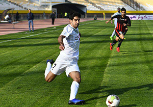 مشکی‌پوشان از ذوب آهن اصفهان یک امتیاز گرفت