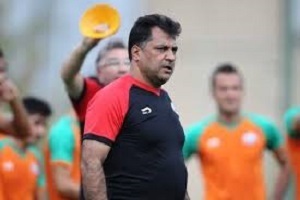 دایی: داوران به دنبال پول هستند/ فدراسیون از رنگ و شهر خاصی حمایت می‌کند!