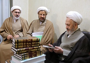 جهانیان تشیع را به برکت انقلاب اسلامی می شناسند