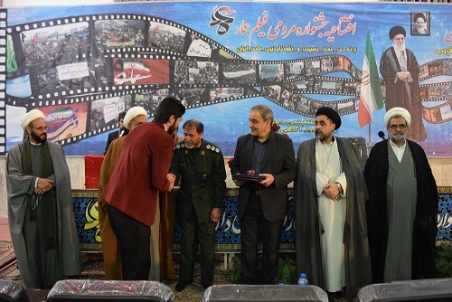 تجلیل از فعالان جشنواره فیلم عمار در نیشابور