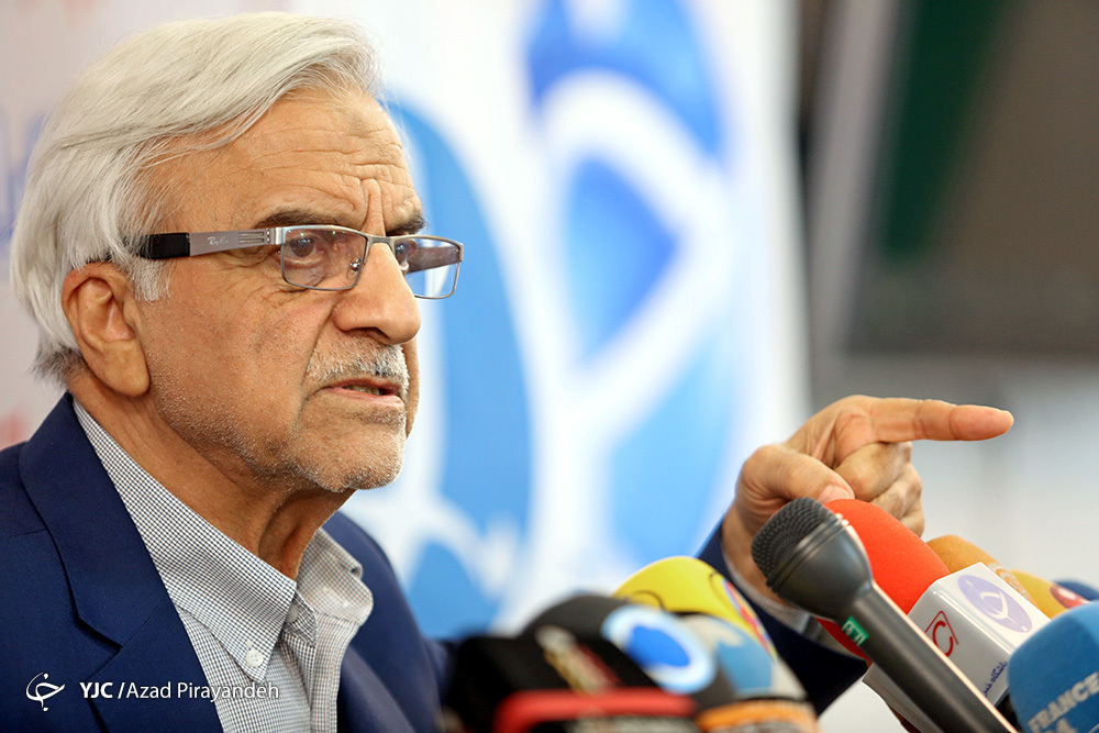 ملکیان* اعتراض راه درستی برای رسیدن به خواسته&zwnj;ها نیست/ مردم باید صبر و تحمل پیشه کنند/ نباید از دولت توقع داشت