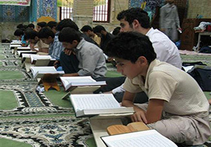 برگزاری محافل قرآنی با رویکرد مناطق محروم در لرستان