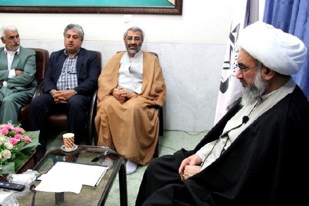 فعالیت&zwnj;های عمرانی در شهرستان دشتستان شتاب بیشتری بگیرد
