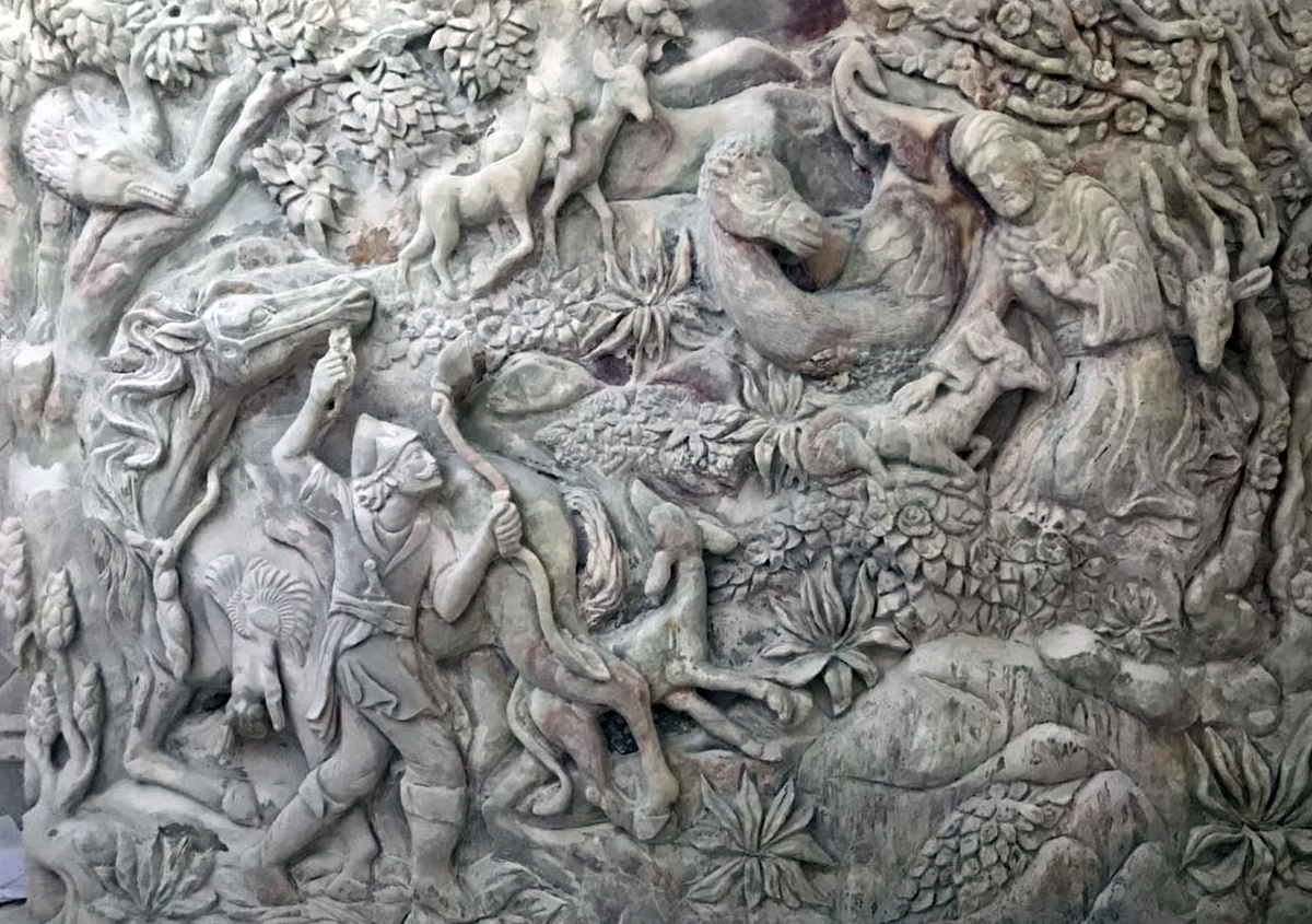 تابلوی سنگی ضامن آهو رونمایی می&zwnj;شود