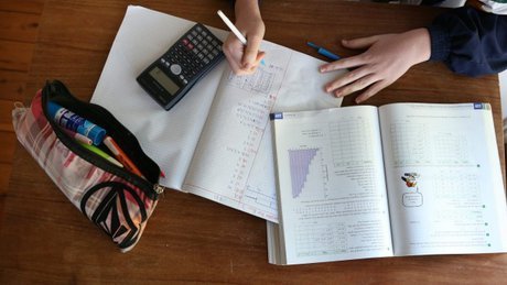 از تحصیل دانش آموزان به روش الکترونیکی تا آموزش از طریق تبلت در مناطق زلزله زده
