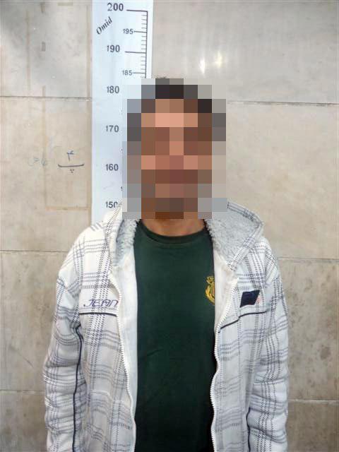 اذیت و آزار زنان توسط مرد شیطان صفت در پراید 141 + عکس
