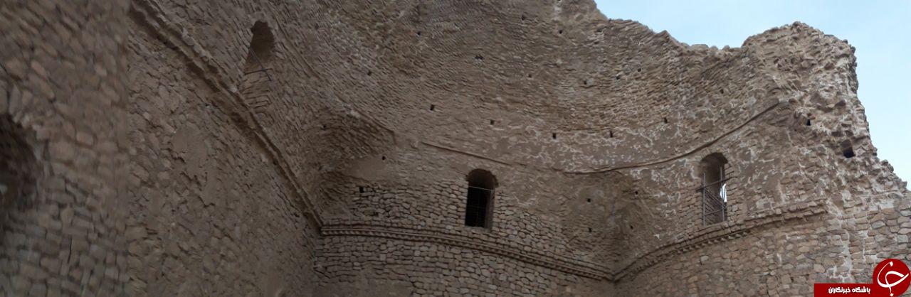 تخریب بنای تاریخی آتشکده در فیروزآباد + تصاویر
