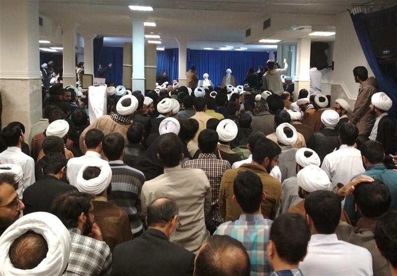 اعتراض طلاب قم نسبت به اغتشاشات اخیر