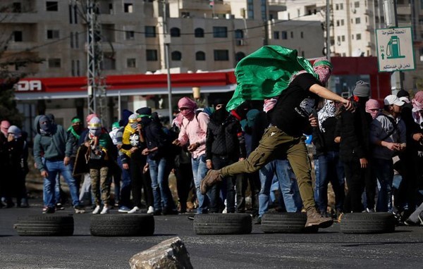 زخمی شدن ۳ فلسطینی به دست نظامیان صهیونیست