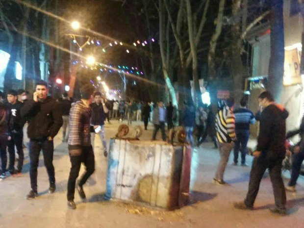 دستگیری ۵ نفر از لیدر‌های اغتشاش های اخیر در اسلام آباد غرب