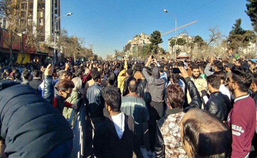 اغتشاش گرانی که با لباس اعتراض ظاهر شدند