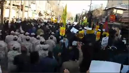 صحنه&zwnj;هایی از راهپیمایی پرشور مرم کرمانشاه + فیلم