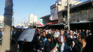 حضور در راهپیمایی مشت محکم بر دهان دشمنان