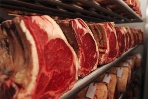 استان زنجان جزء تولیدکنندگان و عرضه‌کنندگان گوشت است