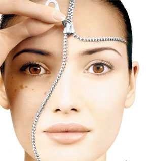 با این مواد طبیعی پوست خود را درخشان کنید