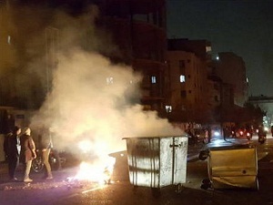 ریشه آشوب و اغتشاش دشمنان شکست خورده انقلاب هستند