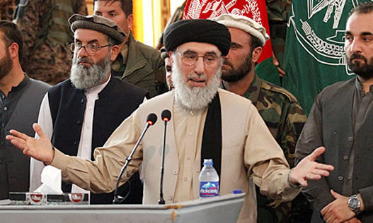 حکمتیار: حکومت ائتلافی به تجزیه کشور منجر می شود/ درباره تنش &laquo;ارگ&raquo; و &laquo;عطا&raquo; مداخله نمی کنم