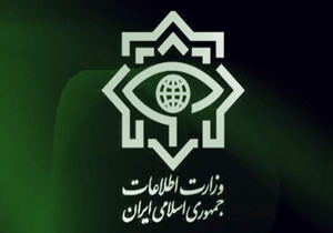 وزارت اطلاعات: یک تیم مسلح تروریستی که برای تداوم بخشی به اغتشاشات اخیر وارد کشور شده بود، منهدم شد