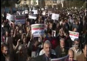 سیل جمعیت شهرستان های استان تهران در پاسخ به فتنه‌گران + فیلم