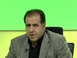 خسروی: باید پنالتی به نفع پرسپولیس گرفته می‌شد/ نصرتی هم باید اخطار می‌گرفت