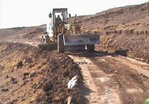 بهسازی راه روستایی درویان سقز آغاز شد