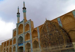 سوختن نخل 450 ساله یزد شایعه است