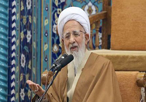 عظمت ملت ایران از قرآن است
