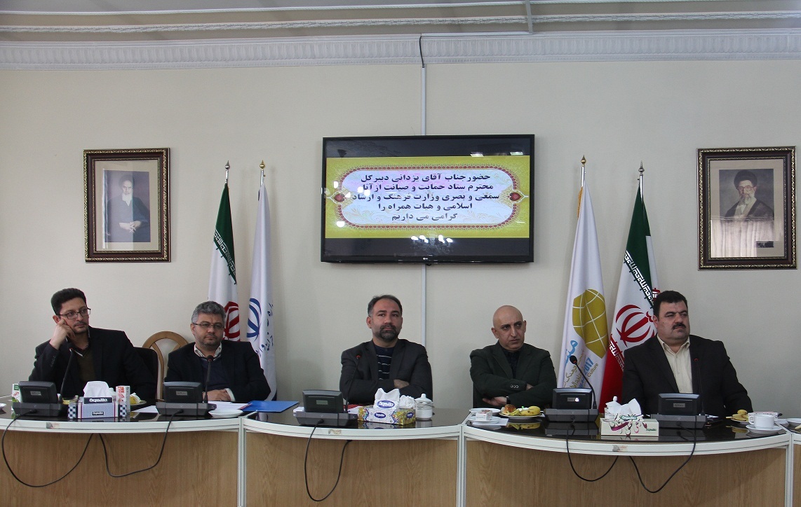 باید فضای امن کسب و کار برای فعالان آثار مجاز ایجاد شود