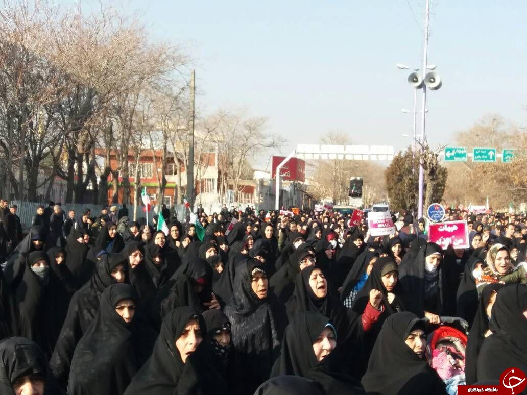 راهپیمایی مردم شهرستان های مختلف آذربایجان غربی دراعتراض به  اغتشاشات اخیر در کشور