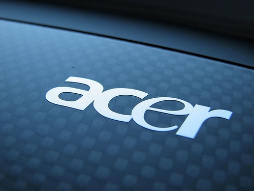 شرکت Acer نازک&zwnj;ترین لبتاب دنیا را ساخت + تصاویر