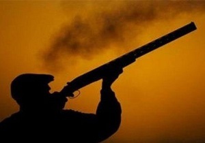 شکارچی متخلف در همدان به 50 ضربه شلاق و زندان محکوم شد