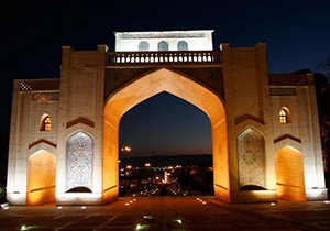 دروازه قرآن مرمت می‌شود