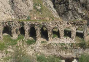 مرمت مجموعه تاریخی روستای خیرآباد گچساران نیازمند اعتبار