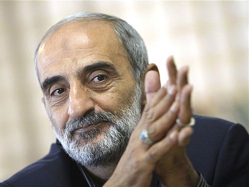 خاطره حسین شریعتمداری از رجایی و یک مدرسه لاکچری!