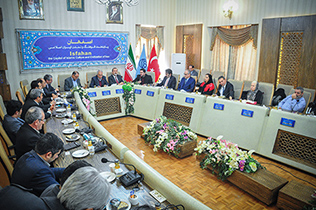 آمادگی هياتی تجاری ترکيه برای ساخت هتلی مانند هتل عباسی در اصفهان