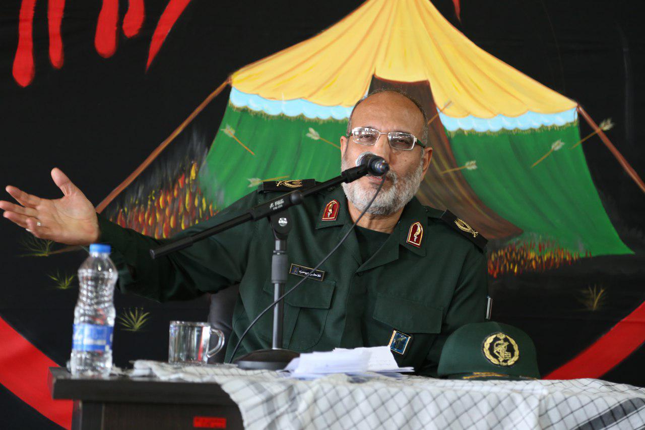 لباس پاسداری با سکوت دربرابرمفسدان اقتصادی منافات دارد