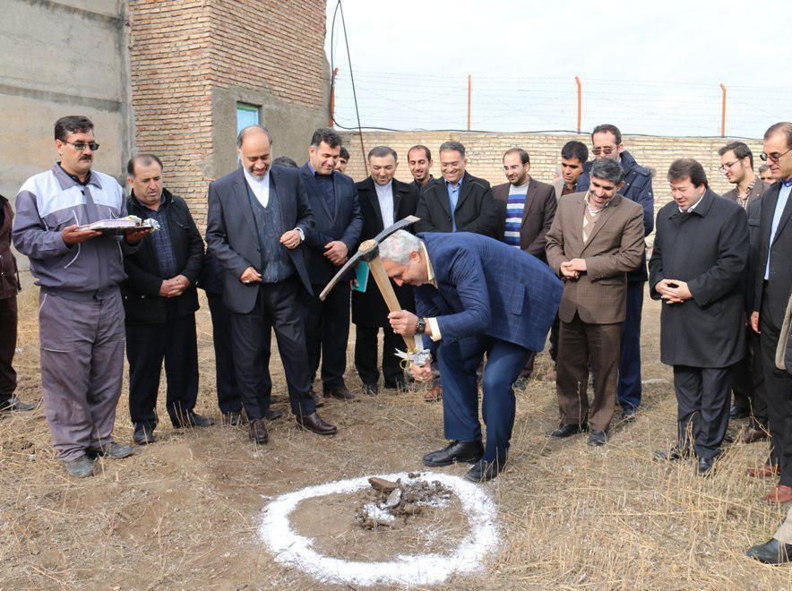 افتتاح وکلنگ زنی طرح های اشتغال زايی وحرفه آموزی برای زندانیان شهرستان خوی