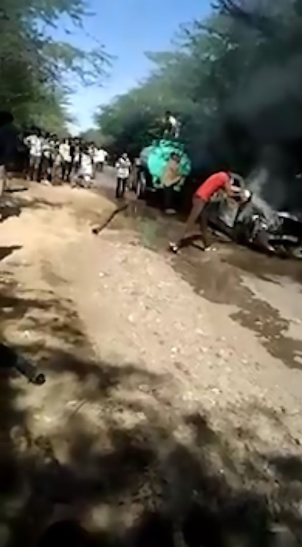 سوزاندن دو هوو به خاطر ناراحت کردن مادرشوهر+تصاویر